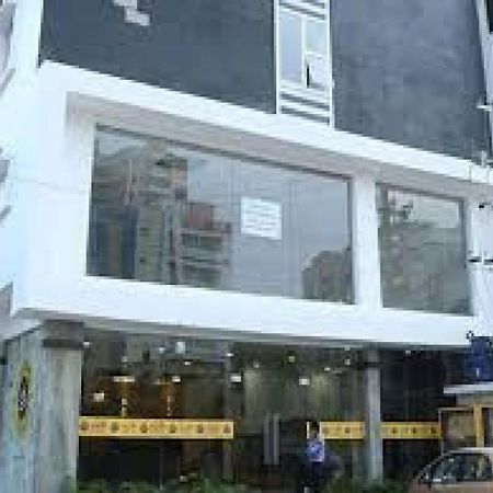 La Riviera Suites Madhapur Hyderabad Luaran gambar